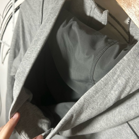 Lululemon Athletica Gray Live Simply Jacket with Hoodie + Pockets, Women’s 4 - Picture 10 of 14